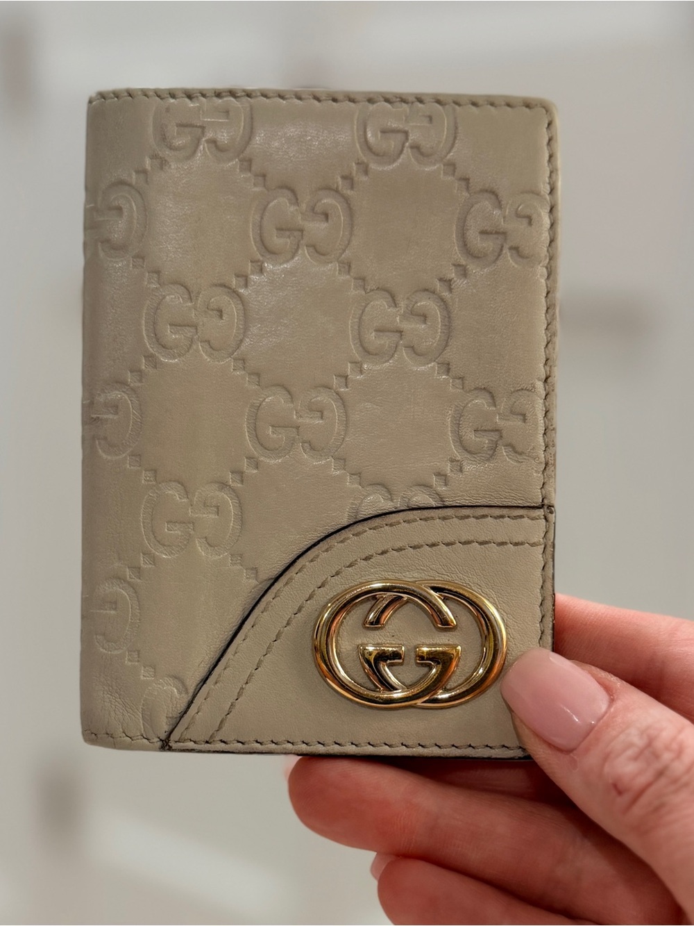 Gucci Guccissima Cream Card Case with Gold Hardware - PreLOVED ❣️